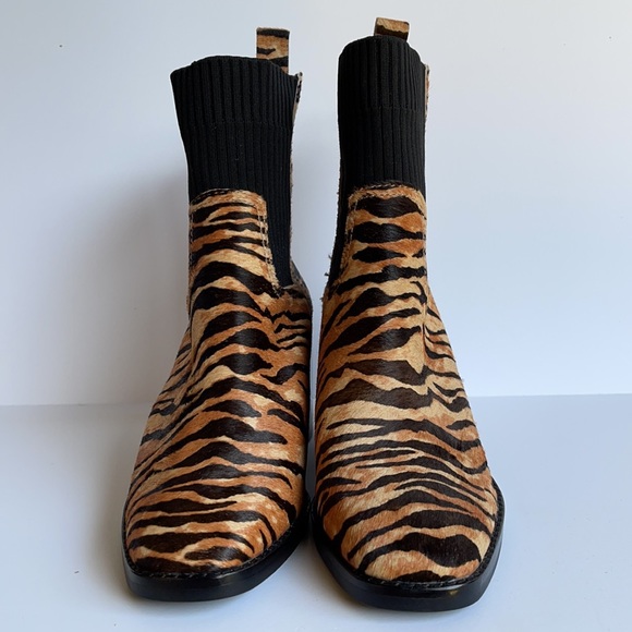 Anthropologie Silent D 'Nirvani' Knit Chelsea Boot - Picture 3 of 8